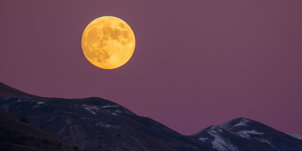 November Supermoon: When to see the biggest and brightest Moon of the year