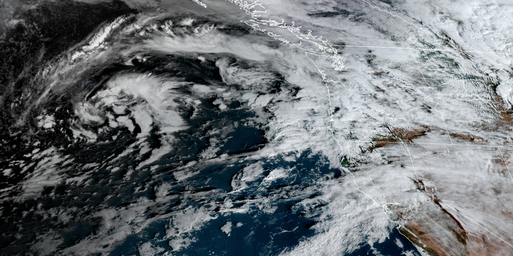 Oregon is under a rare threat of severe weather and tornadoes