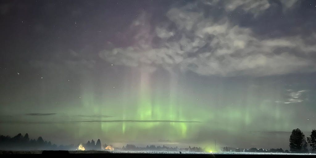 La aurora boreal podría ser visible en más partes de Estados Unidos el sábado por la noche