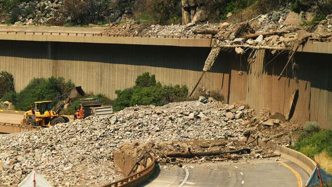 Glenwood Canyon mudslides GLENWOOD, COLORADO - AUGUST 5: Colorado Department of Transportation crews work to clear I-70 in Glenwood Canyon after the interstate closed due to recent mudslides on August 5, 2021 in Glenwood, Colorado. (Photo by RJ Sangosti/MediaNews Group/The Denver Post via Getty Images)