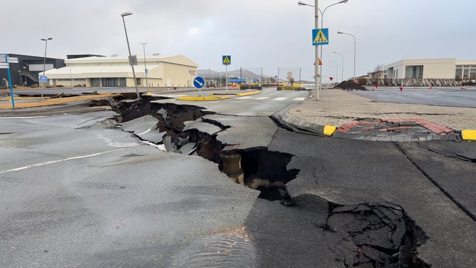 Iceland Tremors Prompt Volcano Eruption Worries