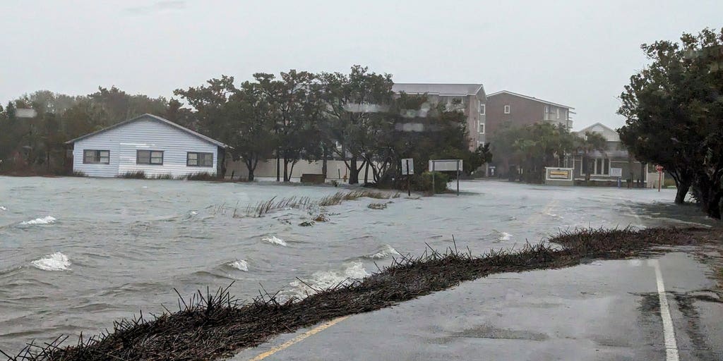 East Coast storm packs threats of flooding high winds severe weather that could disrupt early holiday travel Fox Weather East Coast storm packs threats of flooding high winds severe weather that could disrupt early holiday travel Fox Weather