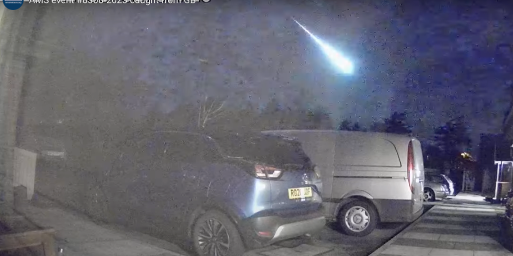 The video shows a dazzling fireball seen over Europe