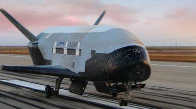 SpaceX prepares for Falcon Heavy launch of DoD spaceplane this weekend