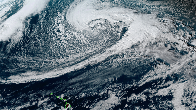 Hawaii storm satellite