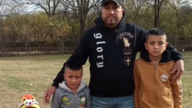 Tornado survivor Felipe Mendez and his family. 