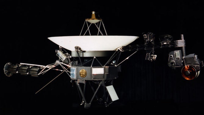 Image of Voyager.