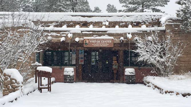 Snow blankets the Bandelier visitor center.