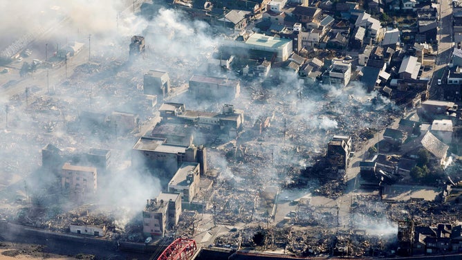 7.5 earthquake strikes Japan