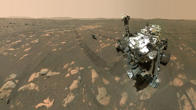 Perseverance's selfie with Ingenuity