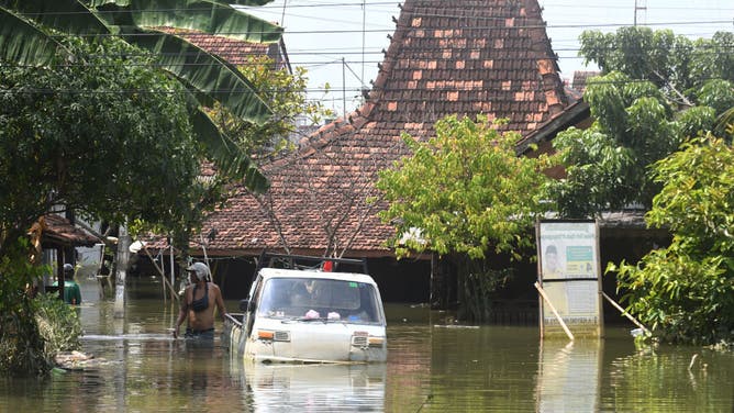 Indonesia flooding