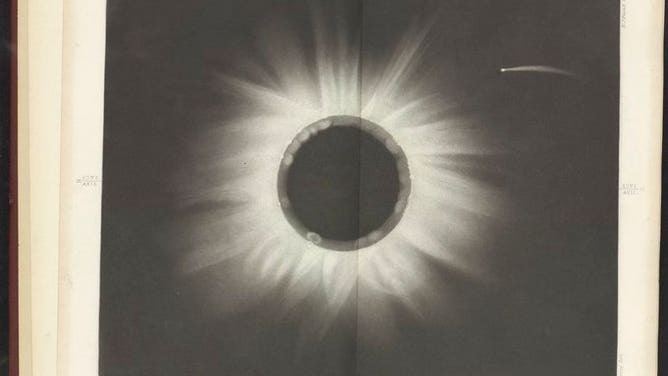 A reproduction of the image depicting the total solar eclipse that occurred in Egypt on May 17, 1882. A passing comet can be seen. 