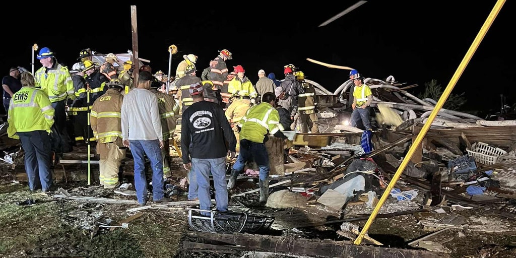 2 pulled from rubble after tornado wipes out Winchester, Indiana home