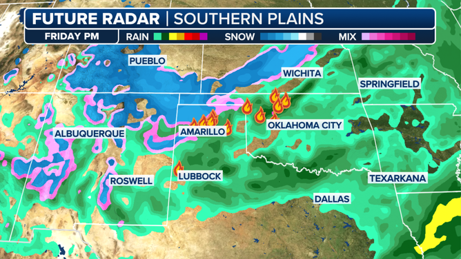 This graphic shows possible rain and snow in the Texas Panhandle at the end of the week.