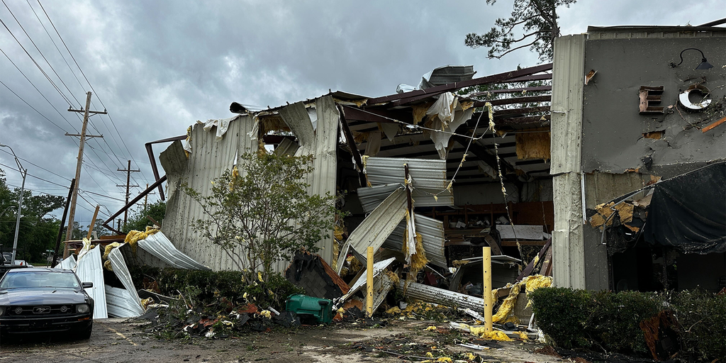 Among Slidell tornado damage comes emotional stories of survival Fox Weather Among Slidell tornado damage comes emotional stories of survival Fox Weather