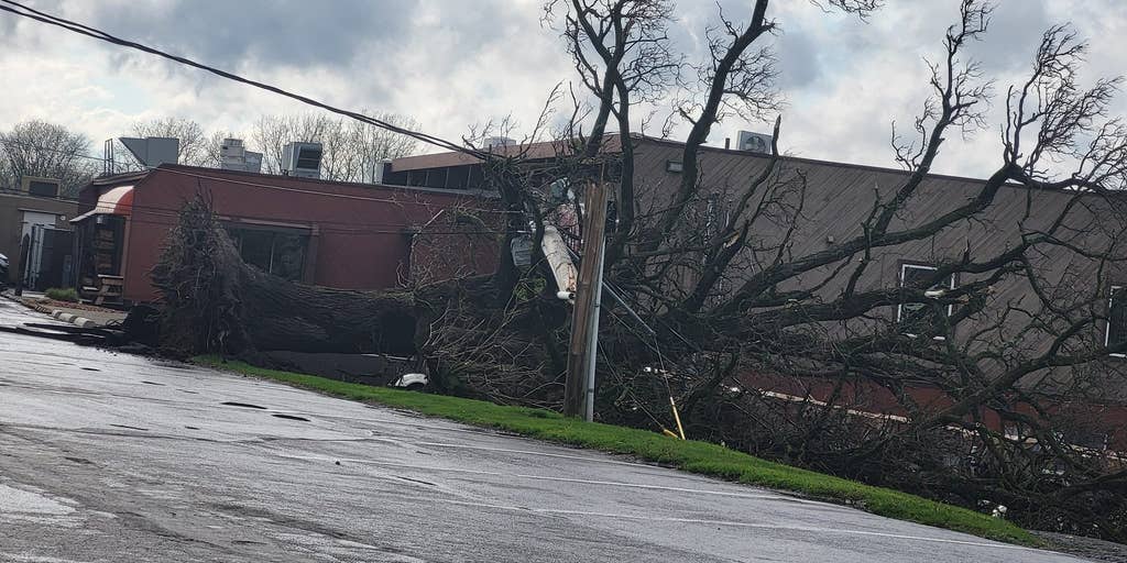Tornado Watches issued as dangerous storms rumble through Ohio Valley southern Great Lakes Fox Weather Tornado Watches issued as dangerous storms rumble through Ohio Valley southern Great Lakes Fox Weather