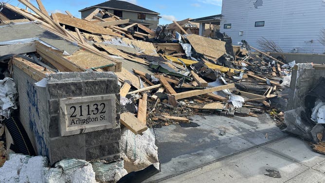 Multiple Homes Damaged Or Destroyed By Tornado Near Omaha, Nebraska ...