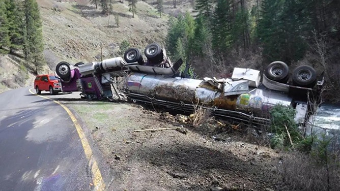 A truck carrying more than 100,000 salmon smolts overturned in Oregon, and, miraculously, most of them managed to survive.