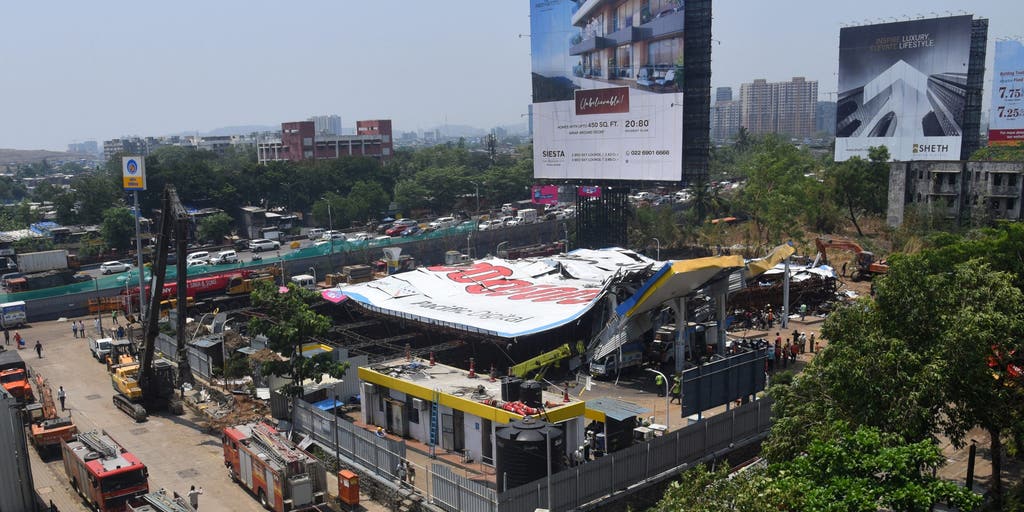 India billboard collapses because of thunderstorm winds killing 14 | Fox Weather