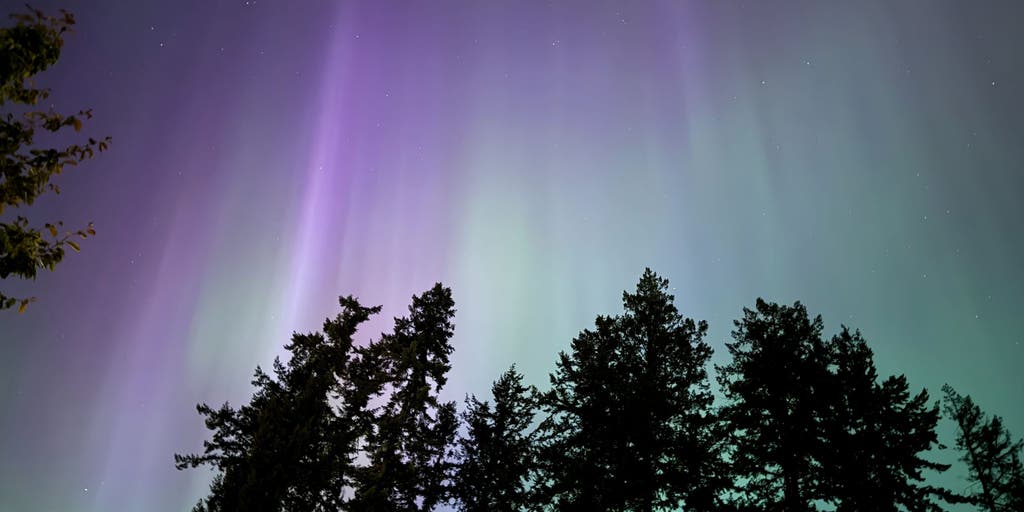 A G5 geomagnetic storm leads to stunning auroras visible across Europe and the United States