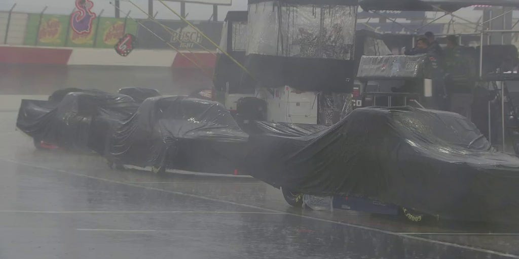 NASCAR crews waddle through floodwater in North Carolina | Fox Weather