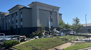 Hampton Inn guests take tornado strike in Bartlesville, Oklahoma: 'I was just staring into open sky'