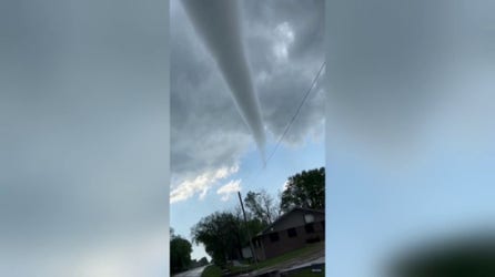 Kansas man captures video of deadly Westmoreland tornado spinning right above him