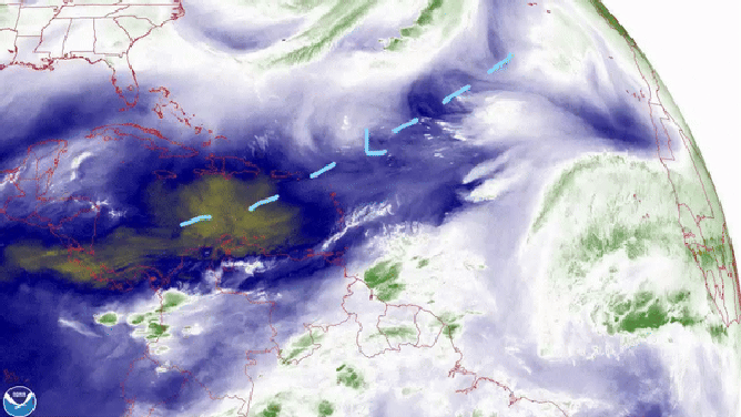 Satellite animation of a TUTT in the southwest Atlantic