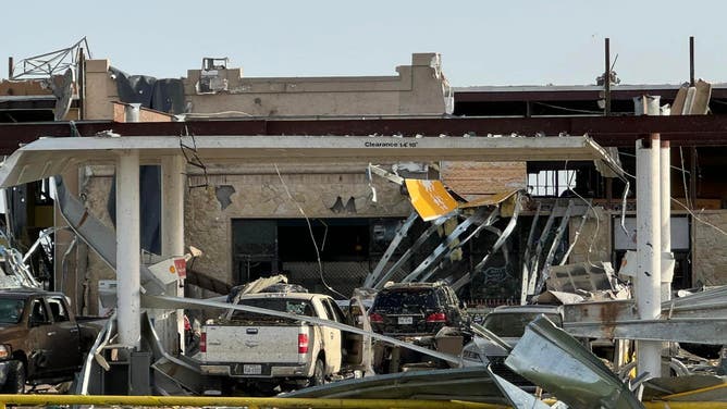 7 Dead In Texas After Tornado Demolishes Travel Stop Building, Hits Rv Park