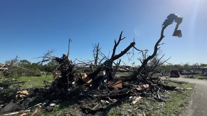 2 Dead After Catastrophic EF-4 Tornado Levels Barnsdall, Oklahoma | Fox ...