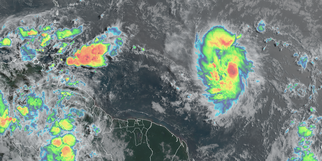 Beryl becomes 'dangerous' hurricane as it moves through Windward Islands