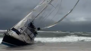 Rough seas along Florida’s coasts cause problems for boaters