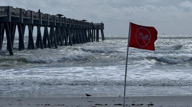 Man dies after falling from boat as rough water conditions continue to impact Florida