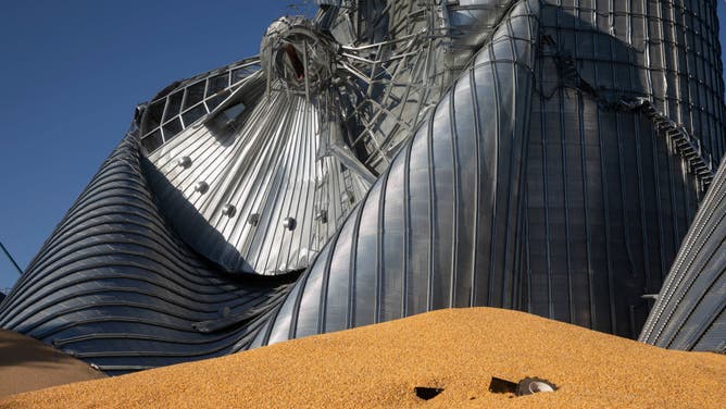 Powerful Derecho Causes Widespread Damage Across Iowa Farmland in 2020