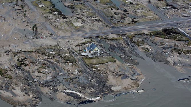 Hurricane Ike 2008 damage