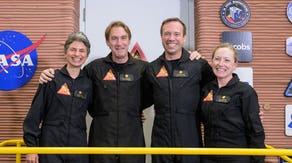 4-Person crew leaves Mars simulator for first time in more than a year