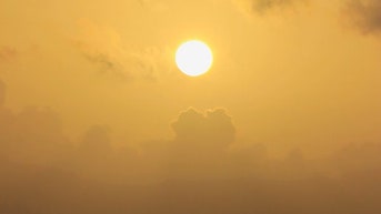 Massive Saharan dust plume pushes towards Florida, Gulf Coast, packing hazy, milky skies as temperatures soar - Fox News
