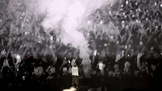 Travis Scott – Utopia – Circus Maximus World Tour