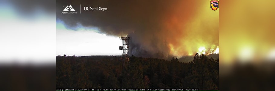 Watch: 'Firenado' forms along California's Park Fire