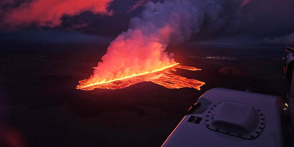 New volcanic eruption begins in Iceland after increased seismic activity