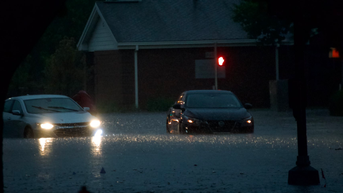 Excessive rain leads to chaos as cars get stranded in floodwaters - Fox News