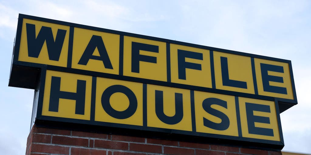 Serious sign: Waffle House closing locations ahead of Hurricane Milton