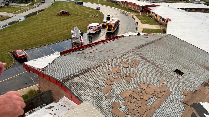 Indiana Elementary School Damaged by Winds