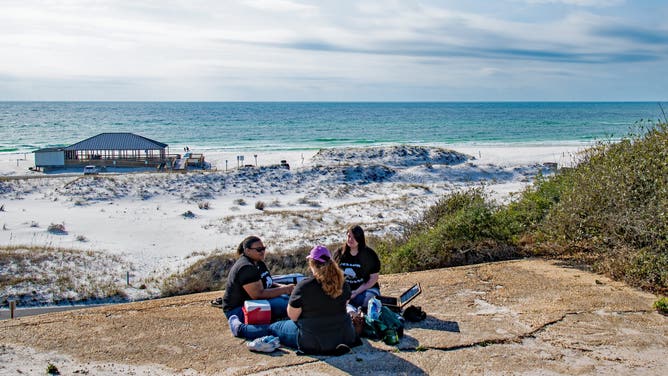 Picnic atop Battery Langdon at Fort Pickens.