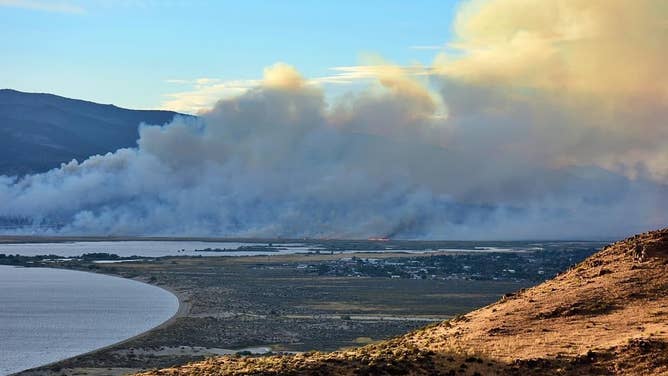 Davis Fire in Nevada burns 5,000 acres prompting widespread evacuations ...