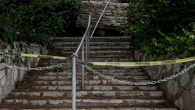 Power To Be Cut At 140 Rancho Palos Verdes Homes After Land Movement