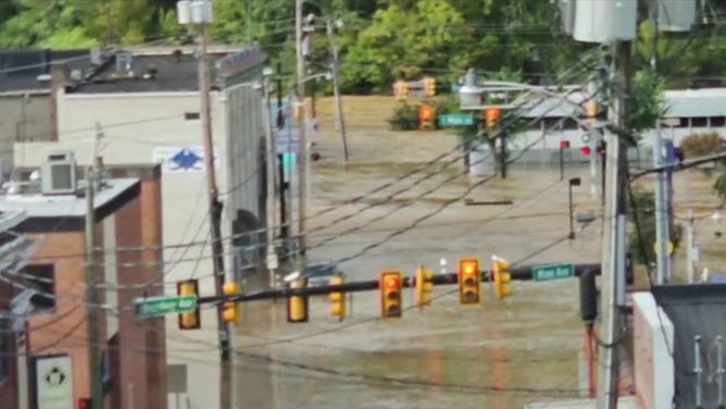 Dam Fails in Tennessee