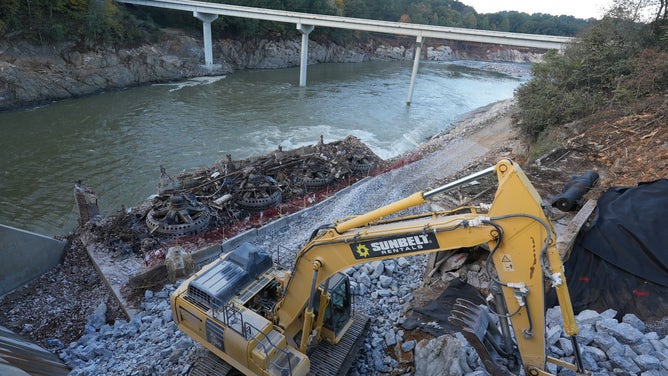 Repairs on Tennessee's Nolichucky Dam