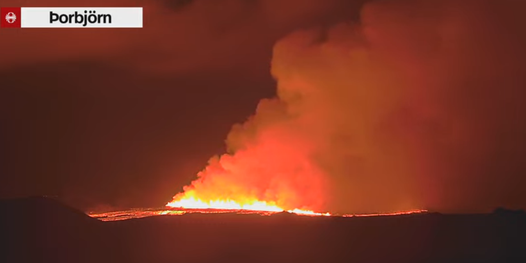 Iceland volcano erupts again, spewing lava from fissure Fox Weather