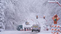 Coast-to-coast winter storm packing heavy snow to cause chaos for Thanksgiving holiday travel